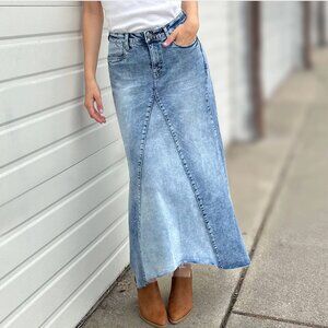 Wash Lab Denim Pieced Denim Midi Skirt SURF BLUE, Size 27